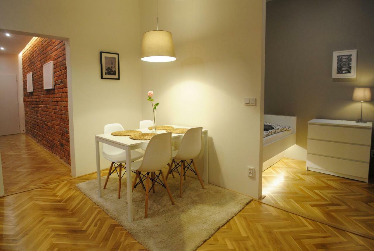 Apartments Centre In Style Olomouc Dış mekan fotoğraf